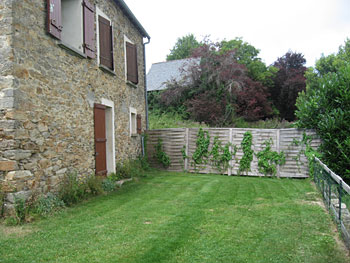 gite avec piscine - parc, pelouse