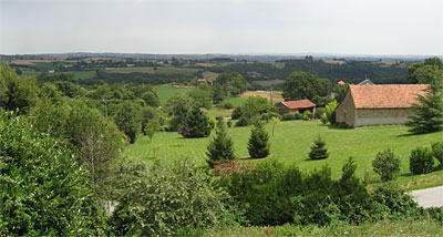 gite avec piscine - parc, pelouse